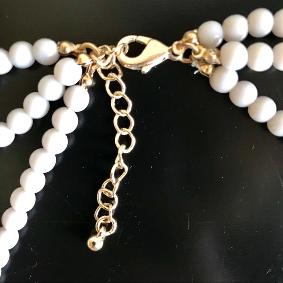 Mid-length layered Necklace - Picture 3 of 5